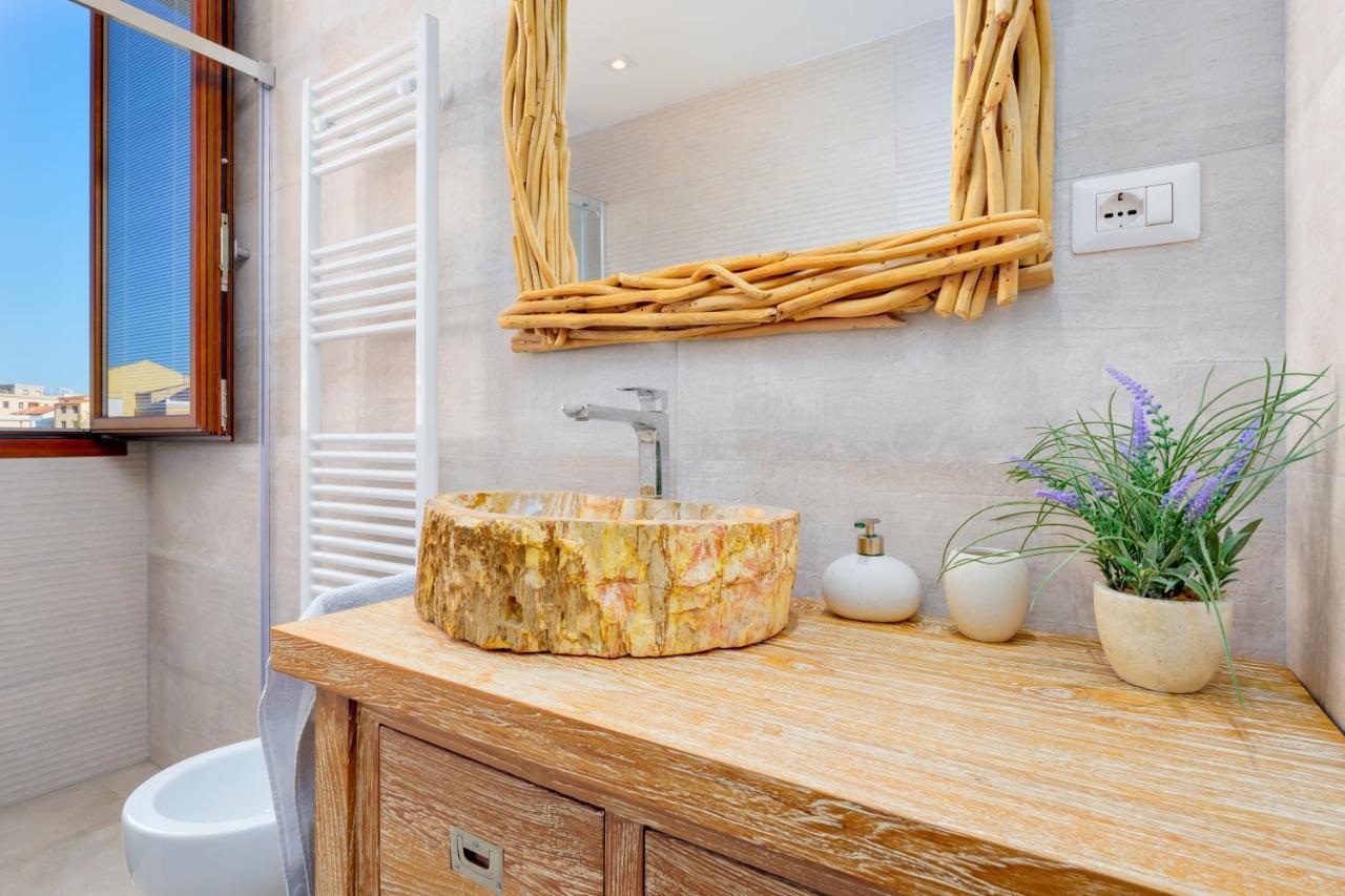 Window On The Sea Apartment Olbia Luaran gambar